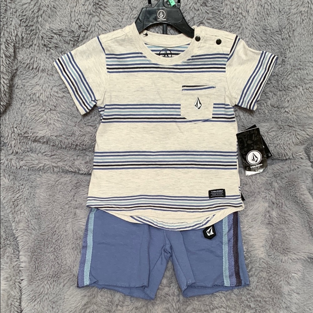 NWT Volcom boy’s t-shirt and short set